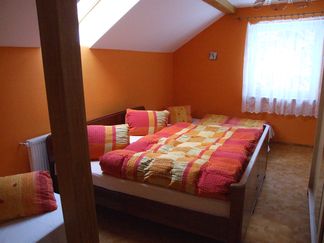 Orange room (4)